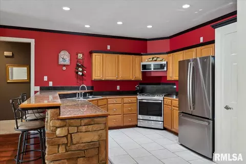 2801 Haverhill, Springfield, IL 62711 photo 16