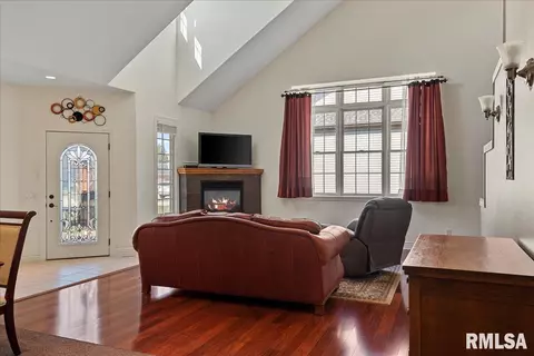 2801 Haverhill, Springfield, IL 62711 photo 7