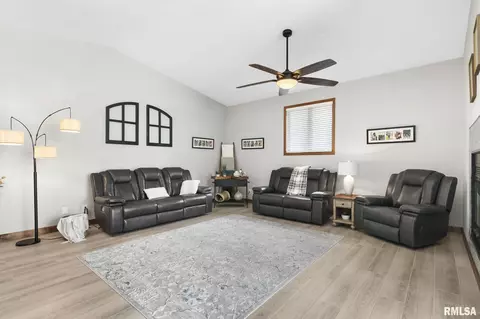 2216 Cloverfield Ln, Springfield, IL 62711 photo 20