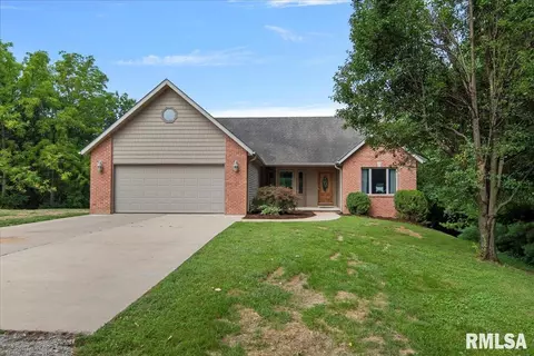 2450 Old Beardstown Rd, Springfield, IL 62702