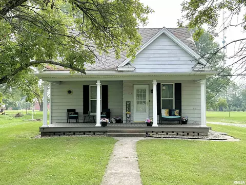 314 Cooper St, Chapin, IL 62628