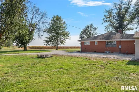 24365 Edwards St, Greenview, IL 62642 photo 71