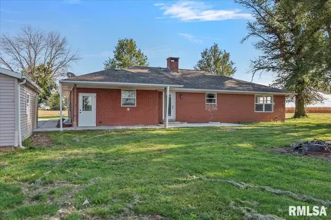 24365 Edwards St, Greenview, IL 62642 photo 67