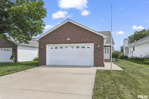 2802 Cronin Dr, Springfield, IL 62711 photo 2