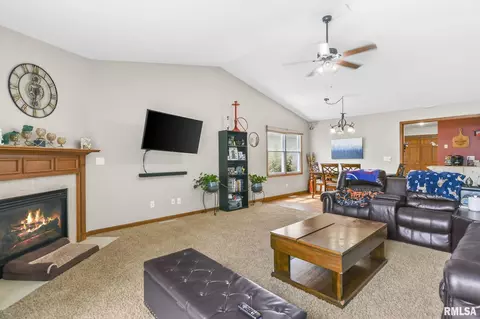 2802 Cronin Dr, Springfield, IL 62711 photo 14