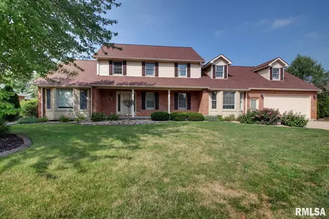 1308 S 35th St, Quincy, IL 62301