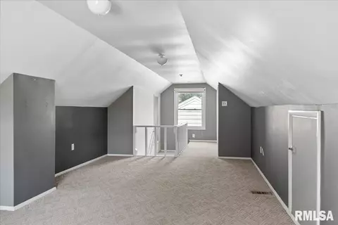 2209 S Spring St, Springfield, IL 62704 photo 21