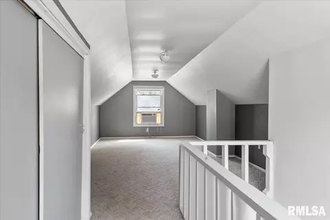2209 S Spring St, Springfield, IL 62704 photo 20