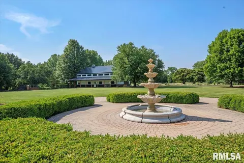 3189 Spaulding Orchard Rd, Springfield, IL 62711 photo 4