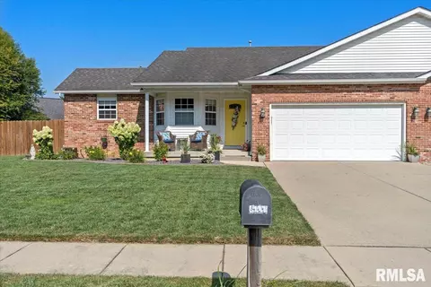 4711 Johanne Ct, Springfield, IL 62711