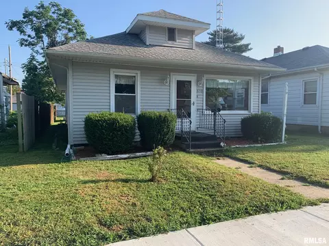 610 Tower Pl, Kincaid, IL 62540