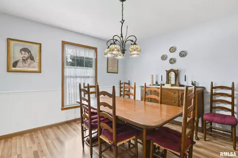 19 Guilford Dr, Springfield, IL 62711 photo 8
