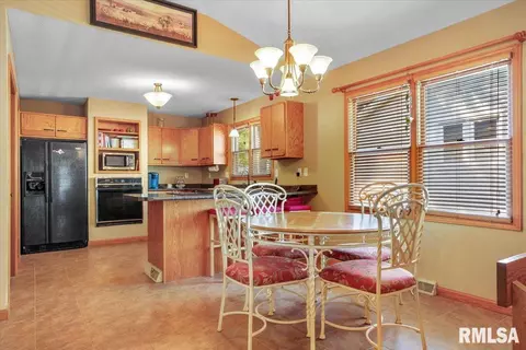 3709 NW Territory Dr, Springfield, IL 62711 photo 11