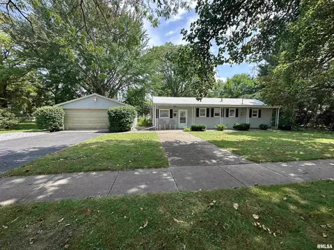 1783 Florence Ave, Galesburg, IL 61401