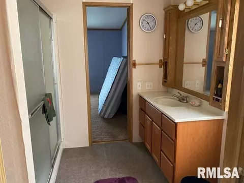 512 W Illinois St, Assumption, IL 62510 photo 12