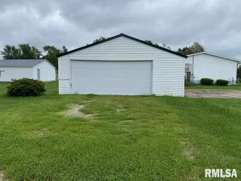 512 W Illinois St, Assumption, IL 62510 photo 19