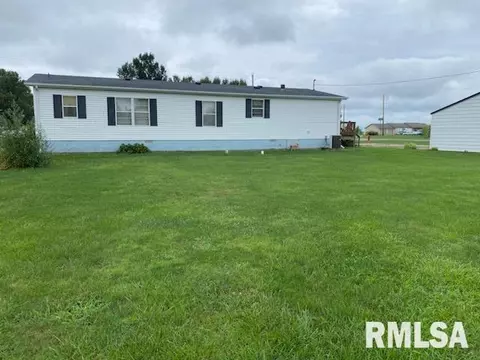 512 W Illinois St, Assumption, IL 62510 photo 18