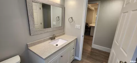 2523 S 10th St, Springfield, IL 62703 photo 51