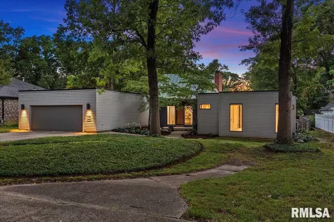 1605 Willemore Ave, Springfield, IL 62704