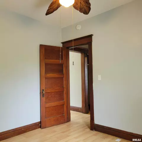 900 E Stanford Ave, Springfield, IL 62703 photo 11