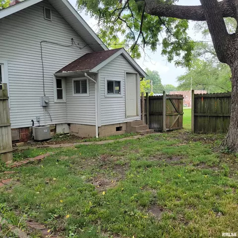 900 E Stanford Ave, Springfield, IL 62703 photo 21
