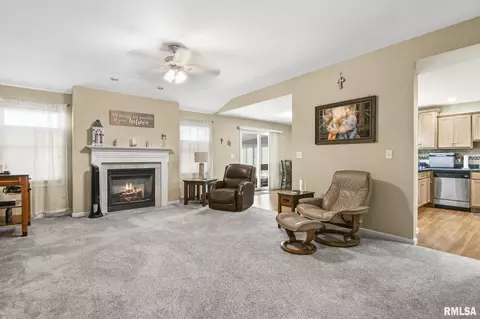 3017 Twin Lakes Dr, Springfield, IL 62707 photo 7