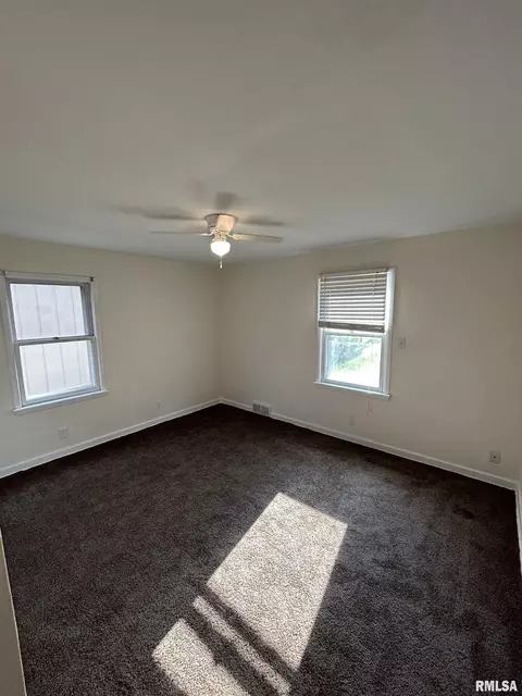 2803 S Park Ave, Springfield, IL 62704 photo 13