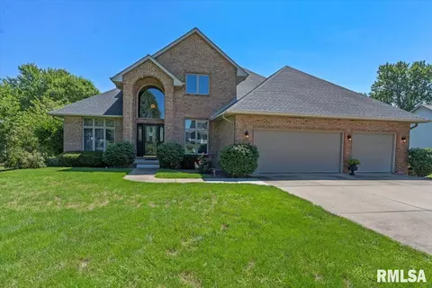 1400 Arlington Chase, Sherman, IL 62684