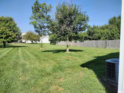 421 N 13th St, Springfield, IL 62702 photo 17