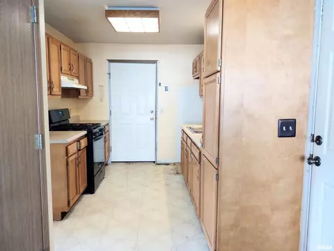 421 N 13th St, Springfield, IL 62702 photo 14