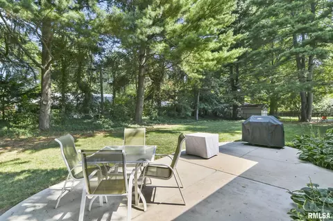 2019 Briarcliff Dr, Springfield, IL 62704 photo 4