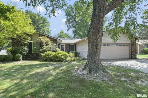 3204 Forsyth Dr, Springfield, IL 62704