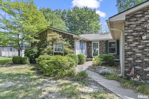 3204 Forsyth Dr, Springfield, IL 62704 photo 3