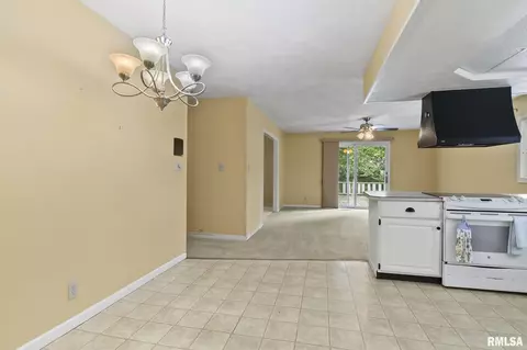 3204 Forsyth Dr, Springfield, IL 62704 photo 15