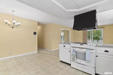 3204 Forsyth Dr, Springfield, IL 62704 photo 14