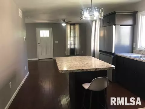 2016 N 16th St, Springfield, IL 62702 photo 9