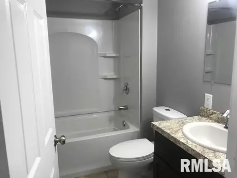 2016 N 16th St, Springfield, IL 62702 photo 11