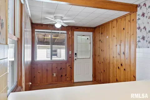 1104 N Macarthur Blvd, Springfield, IL 62702 photo 15
