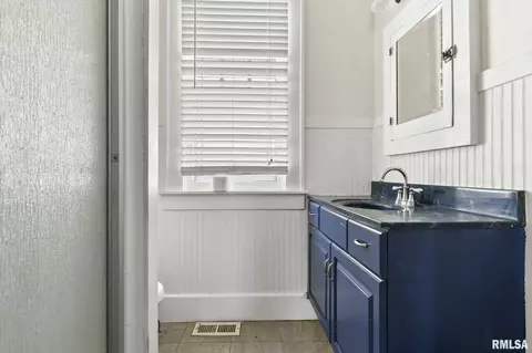 1428 S 2nd St, Springfield, IL 62703 photo 14