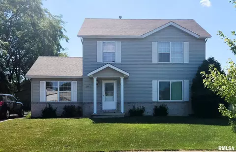 2867 York Rd, Springfield, IL 62703