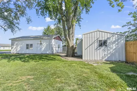 254 W Monroe St, Greenview, IL 62642 photo 28