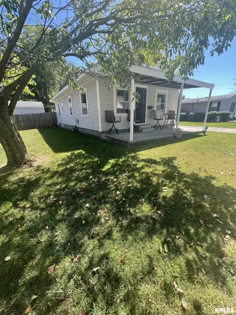 320 N Wesley St, Springfield, IL 62702