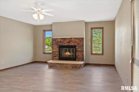 2413 Raleigh Rd, Springfield, IL 62704 photo 4