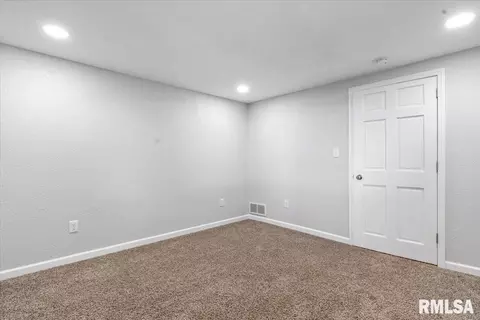 279 N Koke Mill Rd, Springfield, IL 62707 photo 24