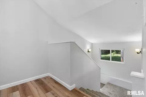 279 N Koke Mill Rd, Springfield, IL 62707 photo 28