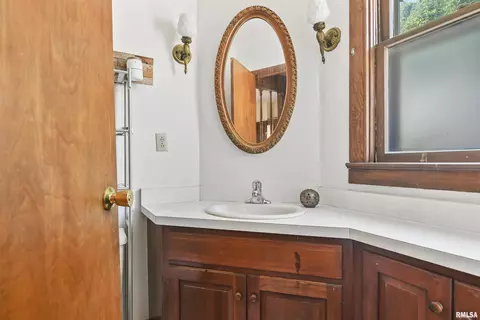 701 S State St, Springfield, IL 62704 photo 17