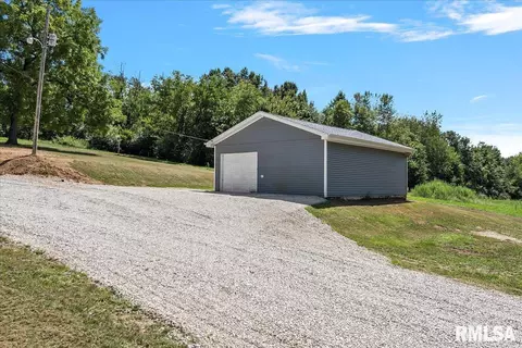 482 N John Wayne Rd, Dawson, IL 62520 photo 47