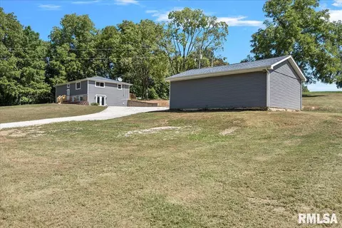 482 N John Wayne Rd, Dawson, IL 62520 photo 46