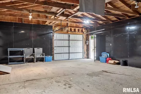 482 N John Wayne Rd, Dawson, IL 62520 photo 37