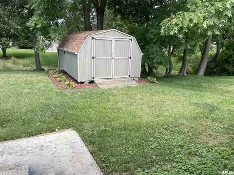 3315 E Fox Run Dr, Quincy, IL 62301 photo 24